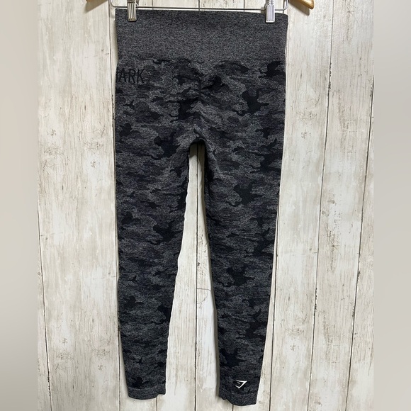 Gymsharck Camo Black Seamless Leggings Size L - Picture 3 of 8